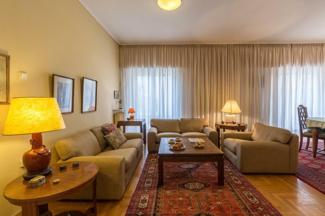 Art Deco Spacious Appartment Close To Centre Atina Dış mekan fotoğraf